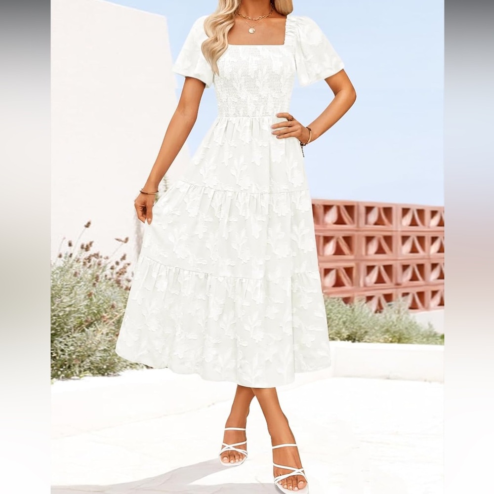 Elegant White Maxi Dress with pockets